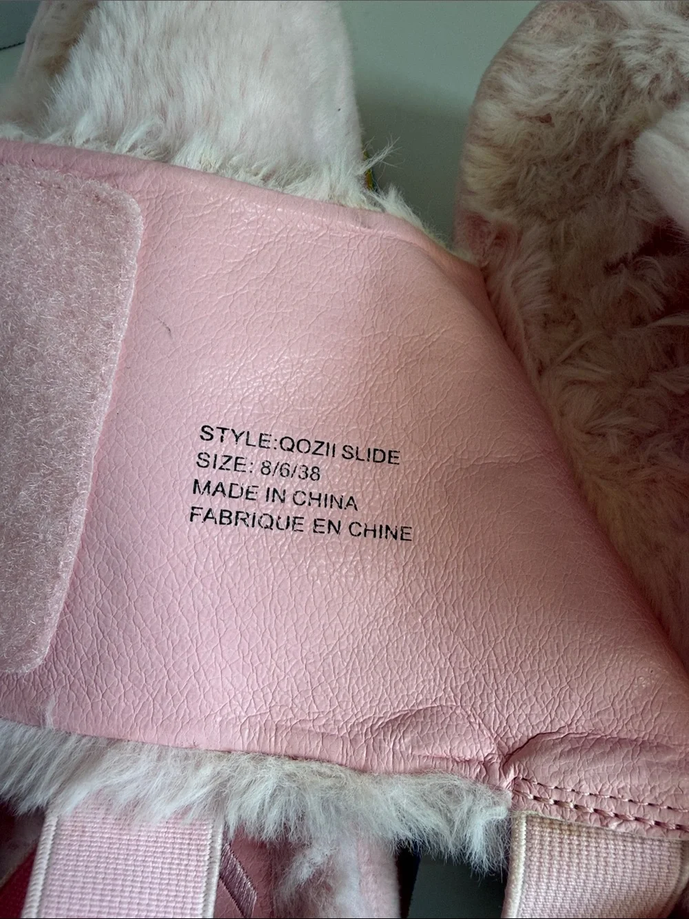 YRU QOZII PASTEL FAUX FUR PLATFORM SLIDES Size 8